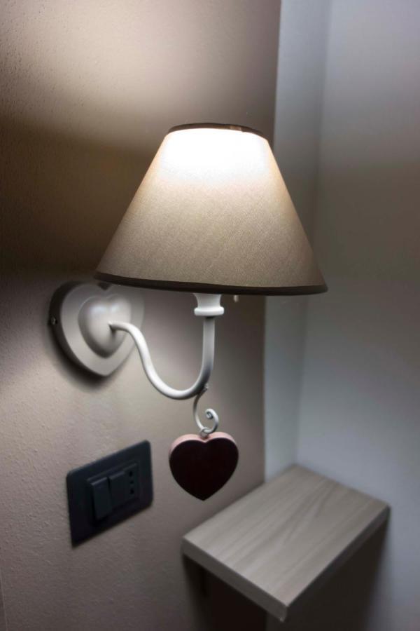 B&B La Casa Dei Cuori Миллезимо Экстерьер фото
